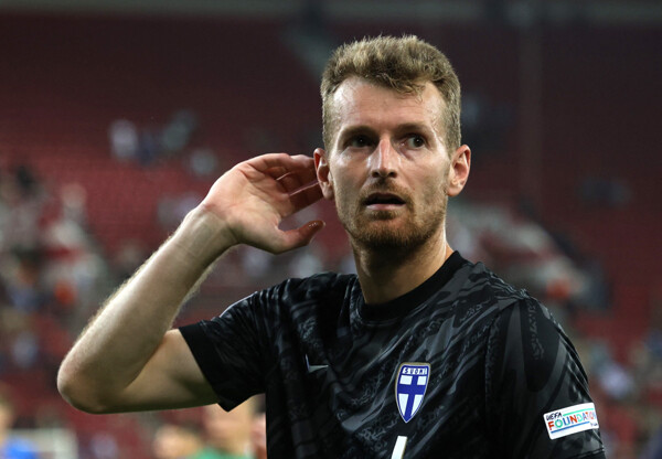 Лукас Храдецкий: Идеальный Вратарь